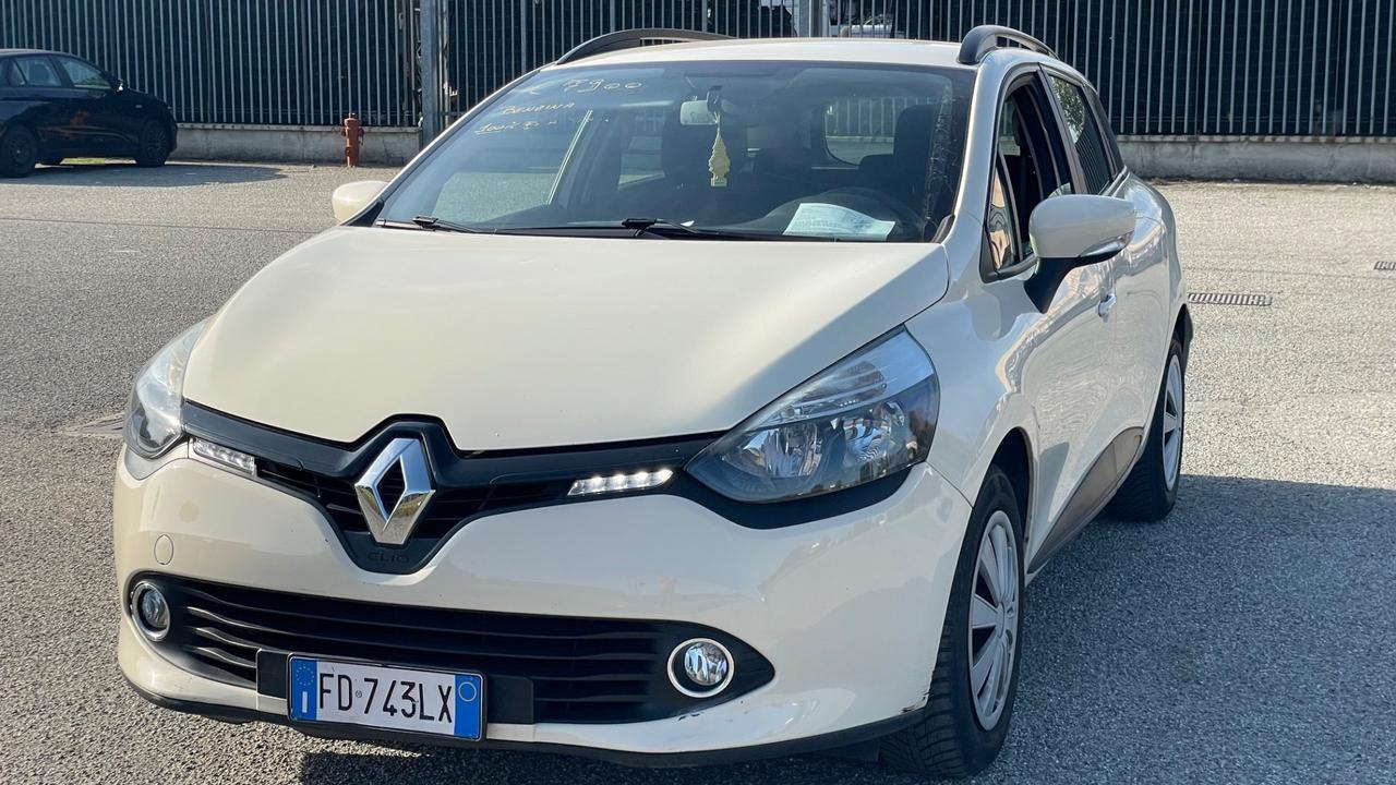 Renault Clio 1.2 75CV 5 porte Zen
