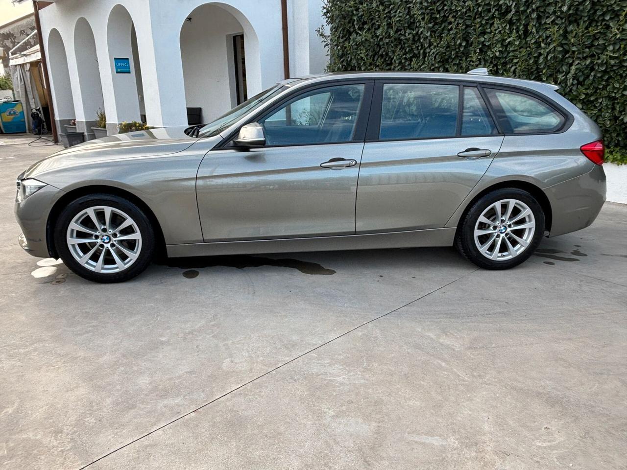Bmw 320d Touring automatico