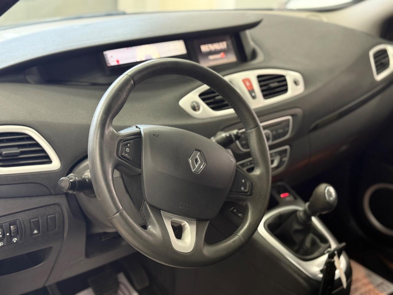 Renault Scenic xmod 1.5 dci