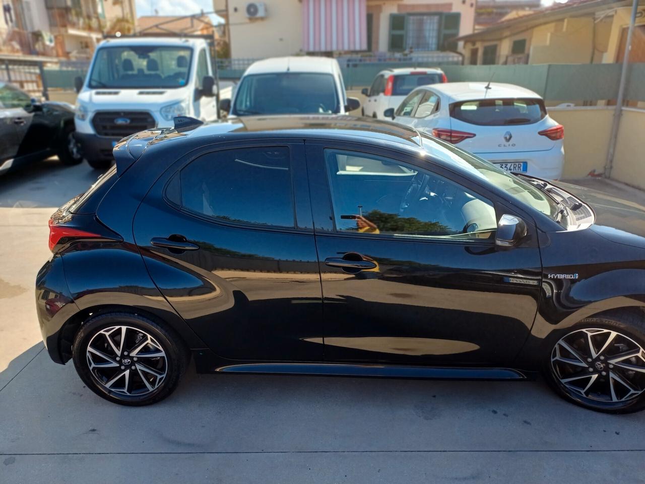 Toyota Yaris 1.5 Hybrid 5 porte Lounge(TETTO PANORAMICO)