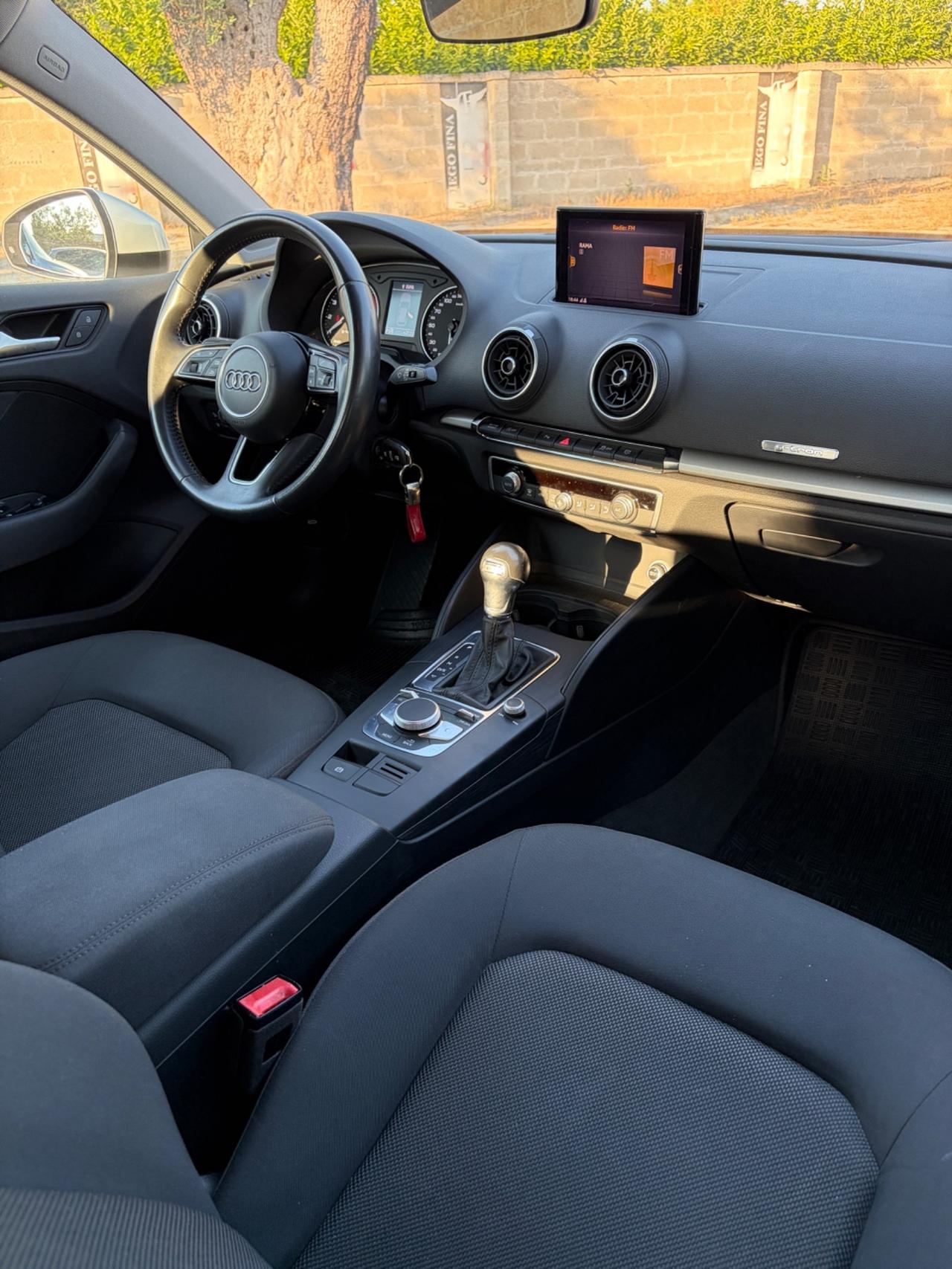 Audi A3 SPB 30 g-tron S tronic