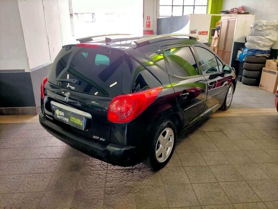 Peugeot 207 sw 1.4 vti 16v XS