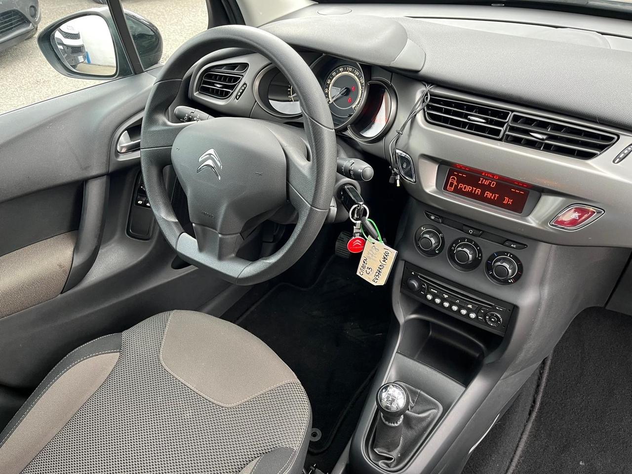 Citroën C3-1.2 benz-full opt-km 80000-2014