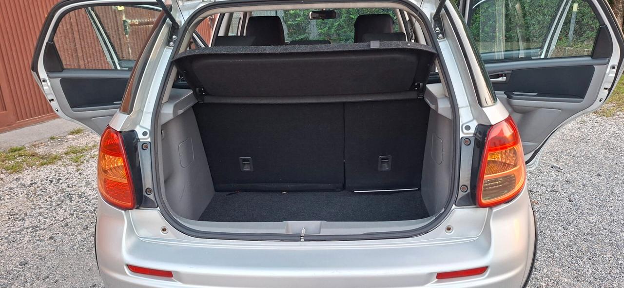 SUZUKI SX4 1.6 4X4 CON BLOCCO FULL OPTIONAL