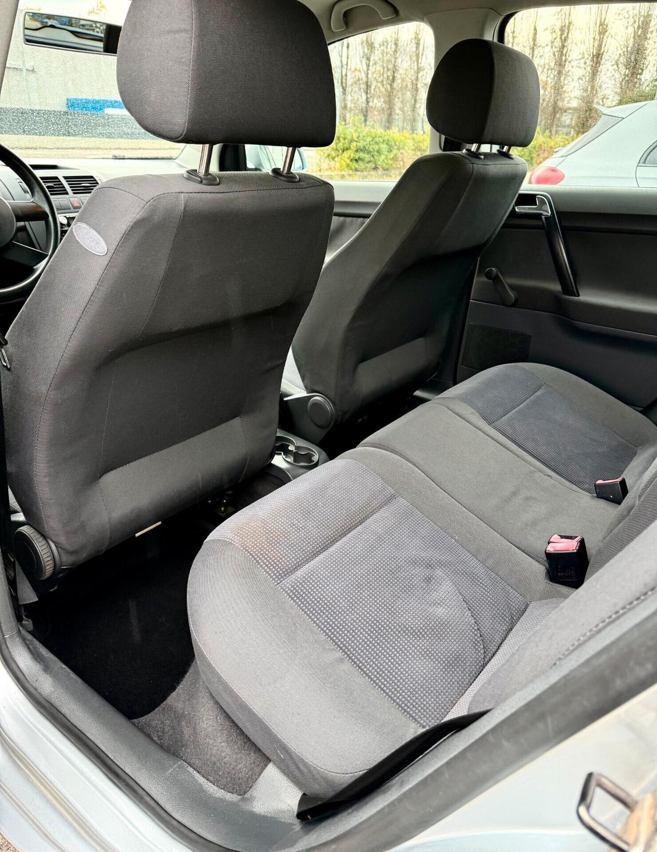 VOLKSWAGEN POLO 1.4 BENZ NEOPAT. UNICO PROP.