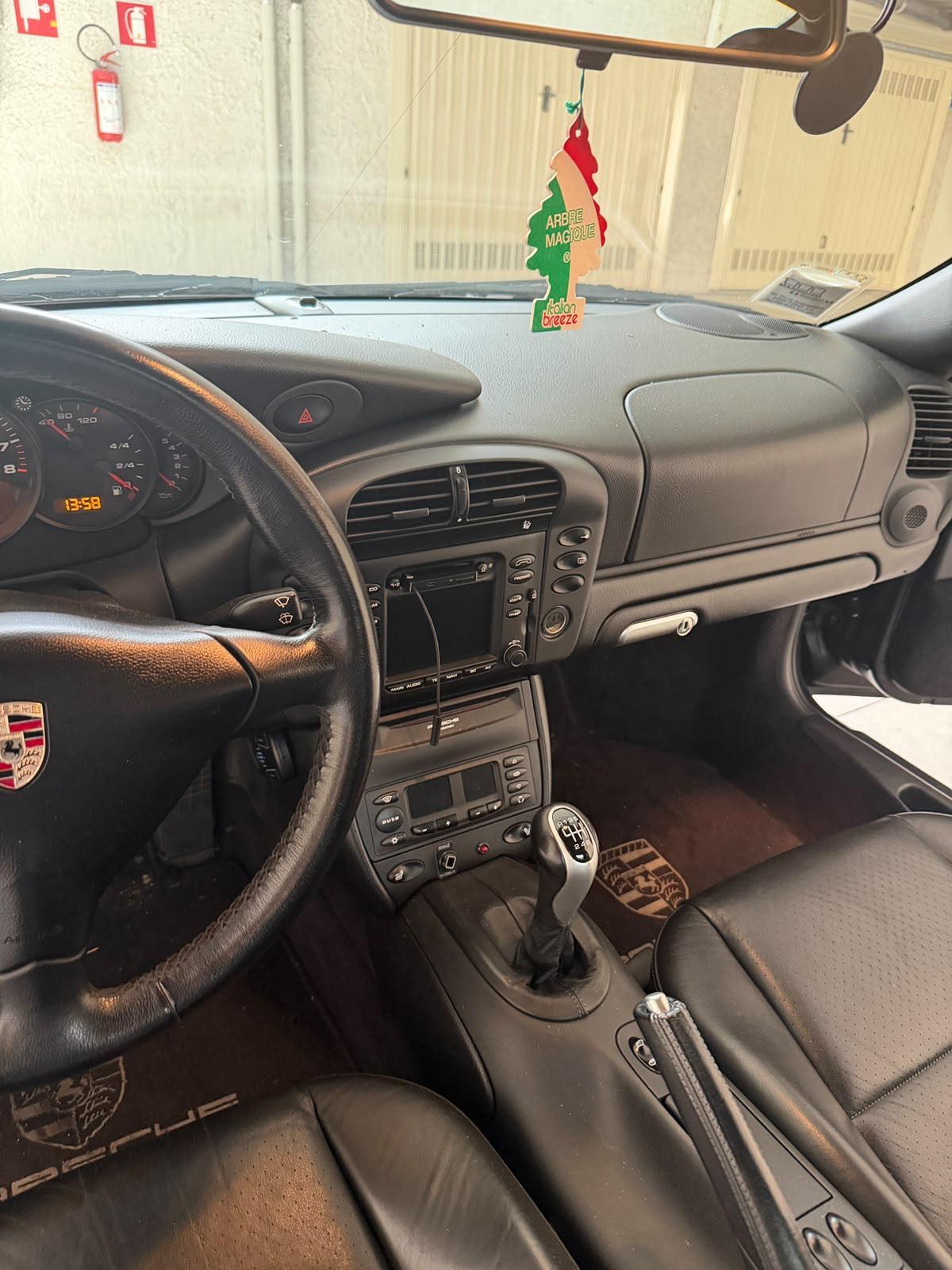 Porsche 996 - 320cv