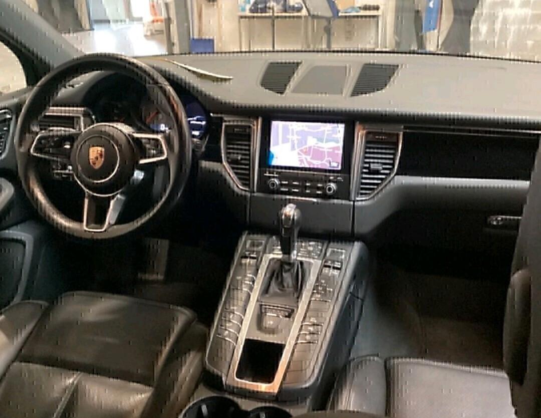 Porsche Macan 3.0 S Diesel GANCIO TRAINO A SCOMPARSA
