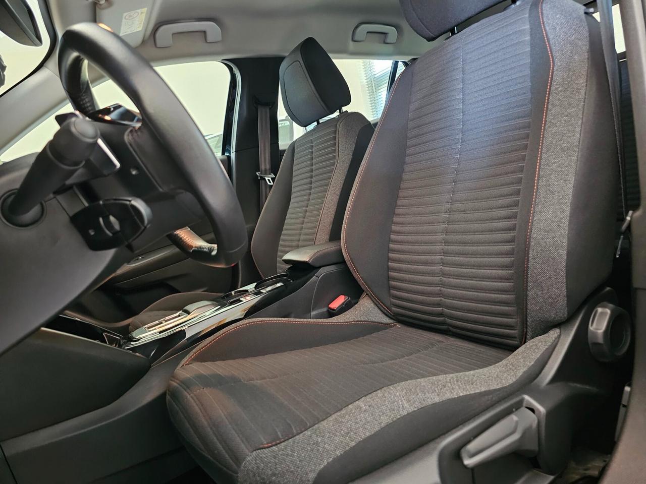 Peugeot 2008 PureTech 130 S&S EAT8 Active Pack