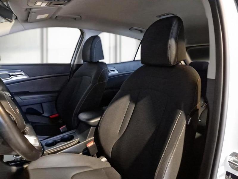 KIA SPORTAGE 1.6 CRDI MHEV BUSINESS 2WD