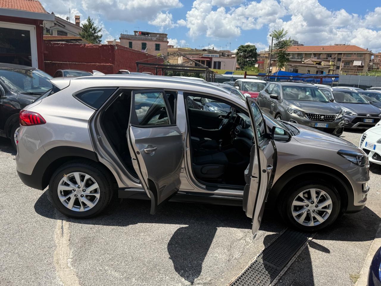 Tucson 1.6 CRDi XPrime-unipro-rate-garanzia