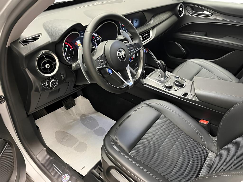 ALFA ROMEO Stelvio 2017 - Stelvio 2.2 t Executive Q4 210cv auto my19