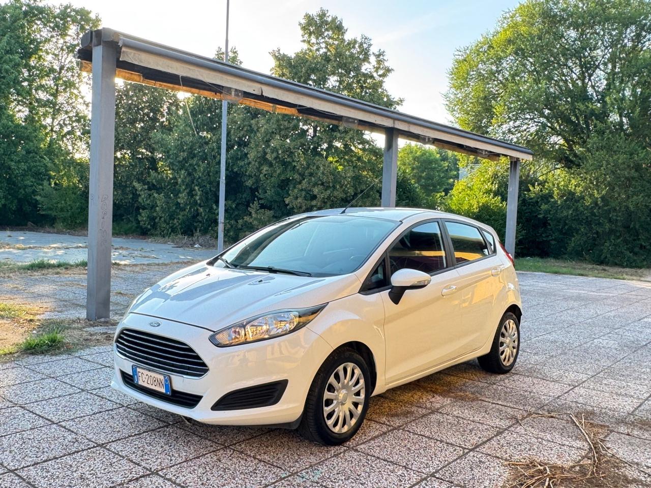 Ford Fiesta 1.5 TDCi 75CV 5 porte Business