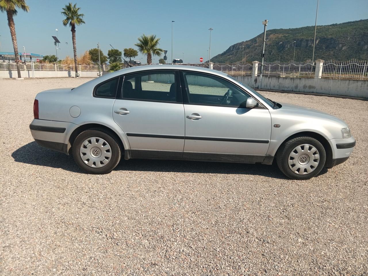 Passat 1.9 TDI/110 CV Highline PERFETTA QUAL PROVA