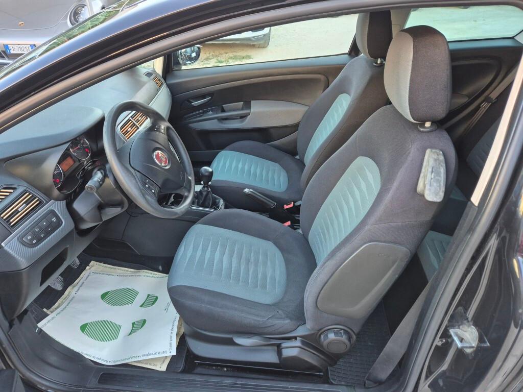 Fiat Grande Punto 1.4 BENZ 3-PORTE