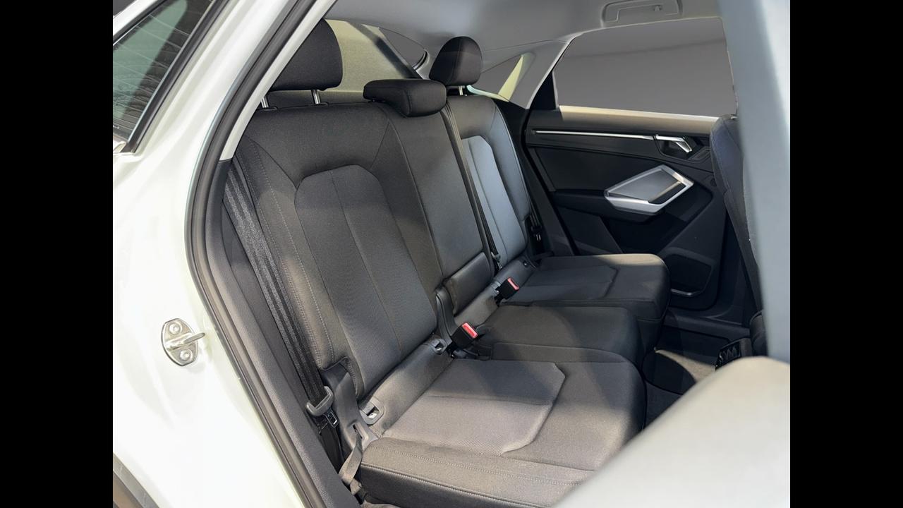 AUDI Q3 2019 Sportback - Q3 Sportback 35 1.5 tfsi Business Plus s