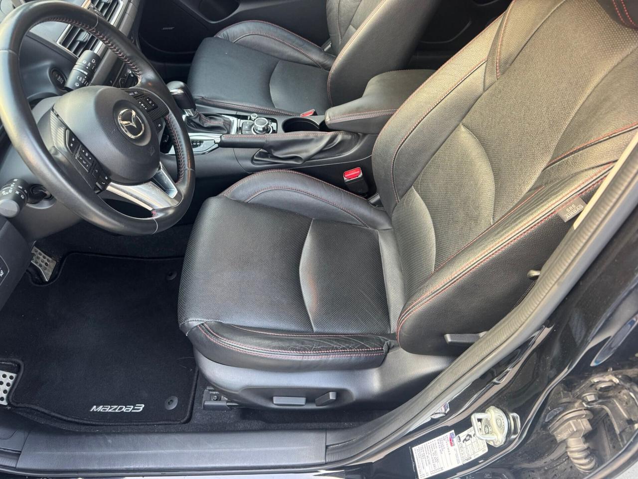 Mazda3 2.2 Skyactiv-D Exceed