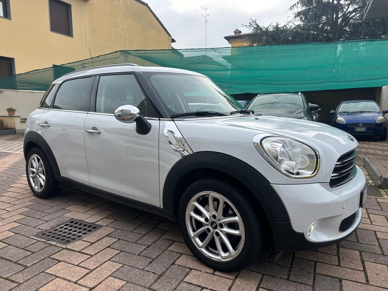 Mini One Countryman 1.6 Cooper D - euro 6 - ok neopatentati