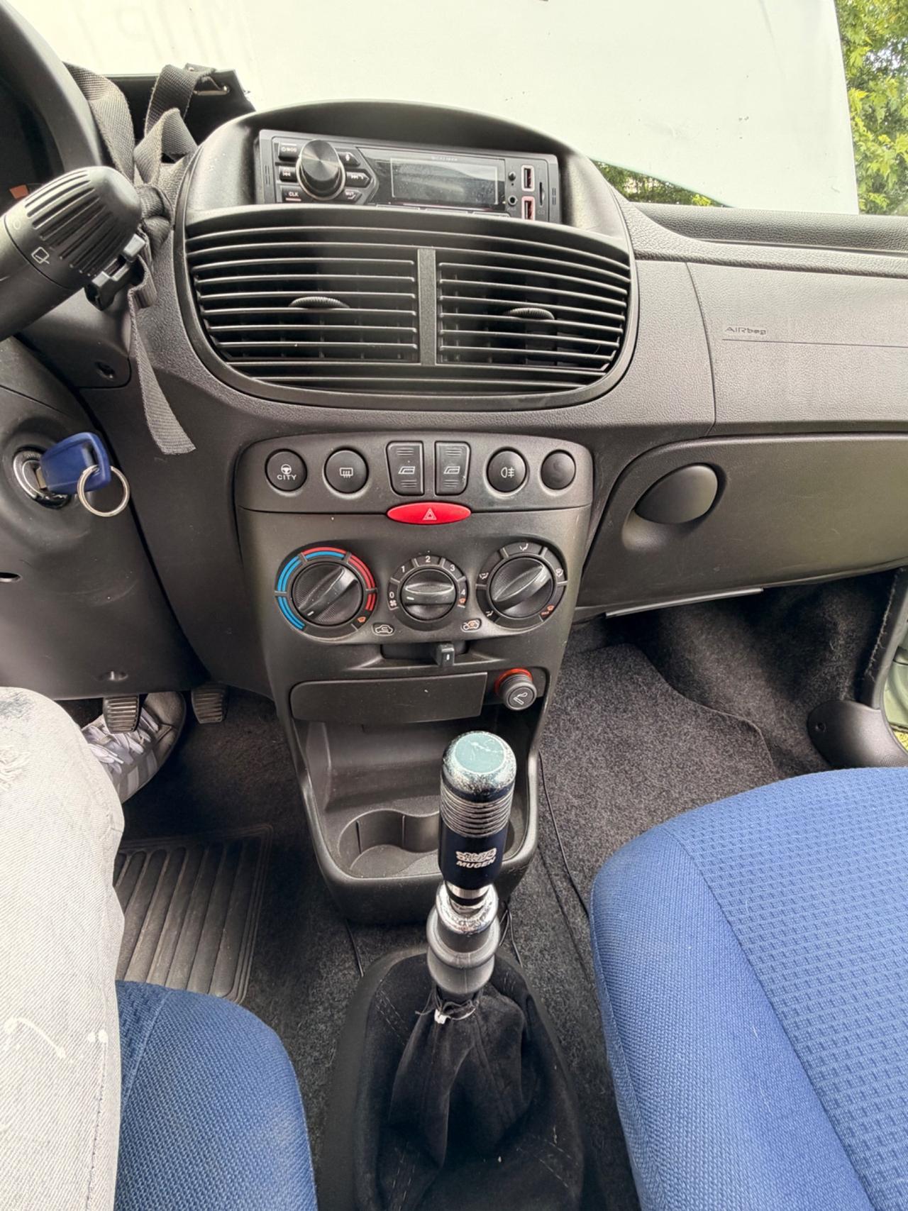 Fiat Punto 1.2 Benz 8V 44KW 60CV Active