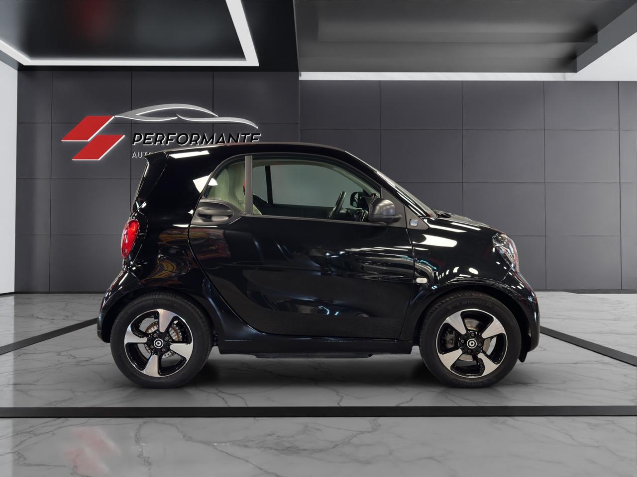 Smart fortwo eq Passion 4,6kW
