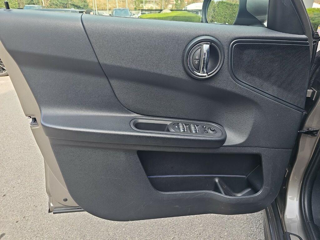 Mini Cooper 1.5 Baker Street Steptronic