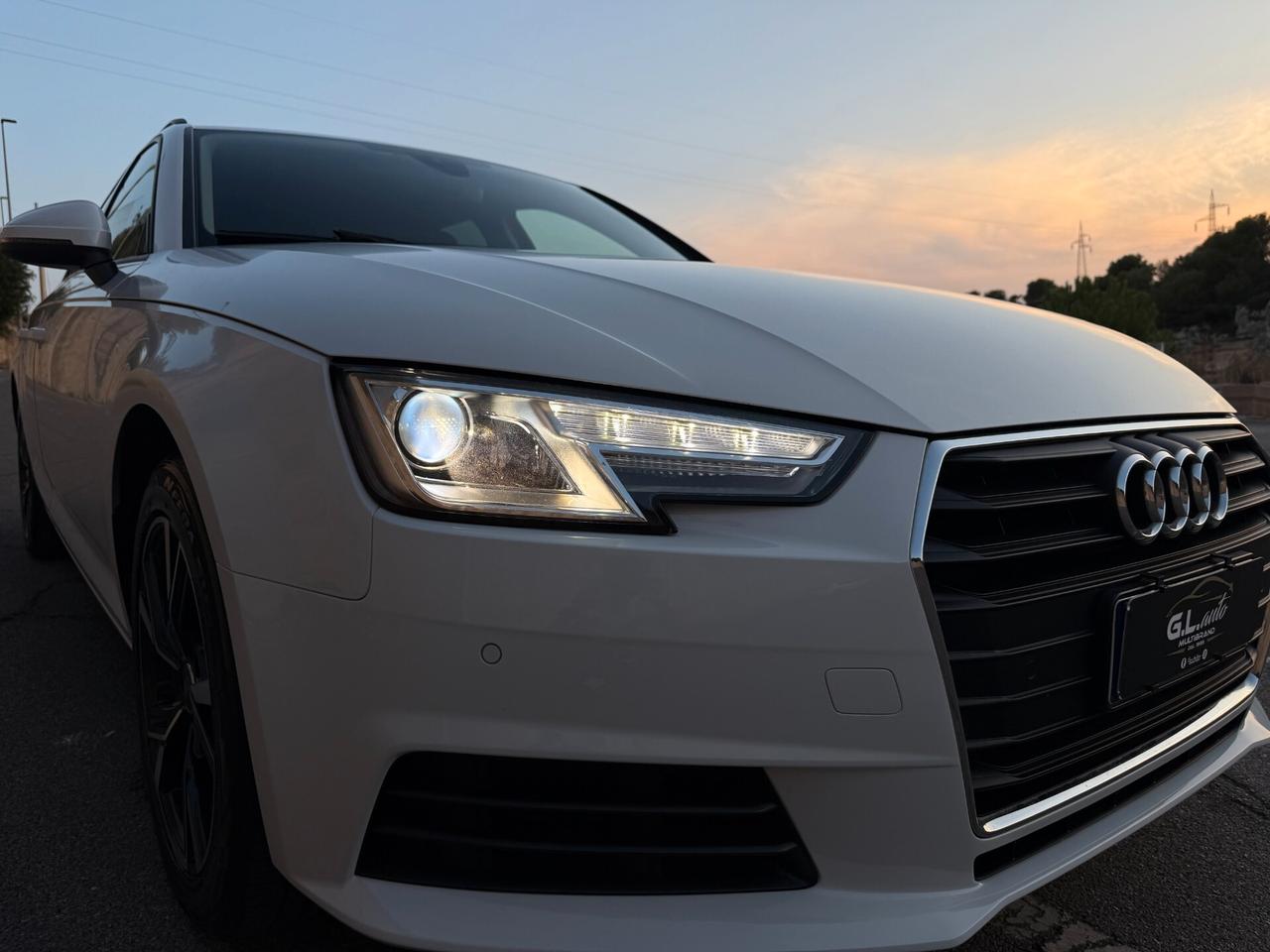 Audi A4 Avant/2.0 S TDI 150 CV/NAVI/LED/CERCHI 17"
