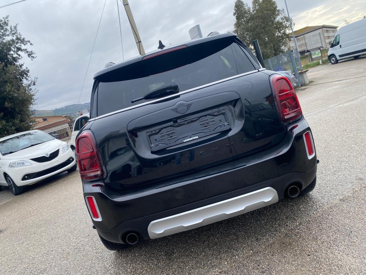 Mini Cooper SD Countryman 2.0 Essential ALL4 190cv Auto