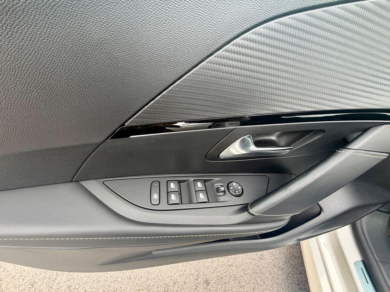 Peugeot 208 1.5 BlueHDI GT #9698