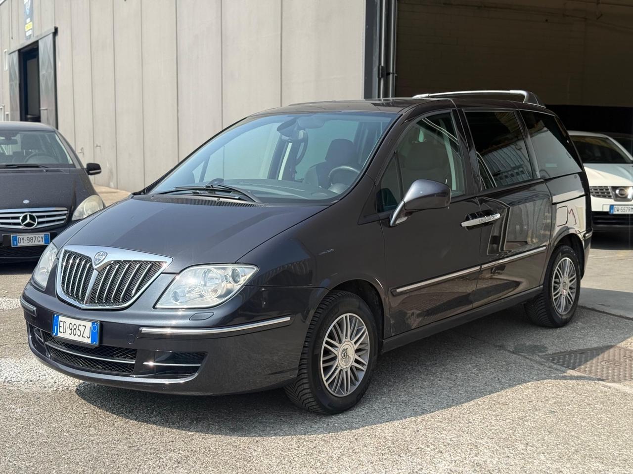 Lancia Phedra 2.2 MJT automatica 135 mil km