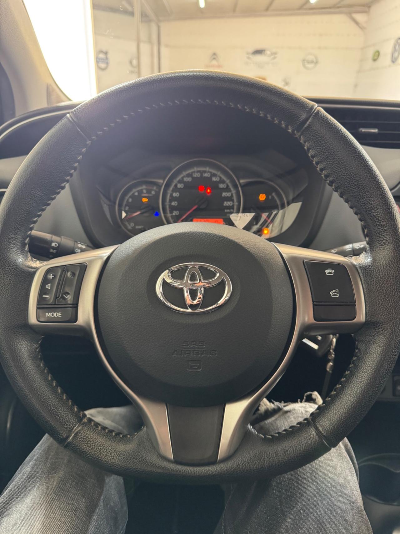 Toyota Yaris 1.4 D-4D 5 porte Active