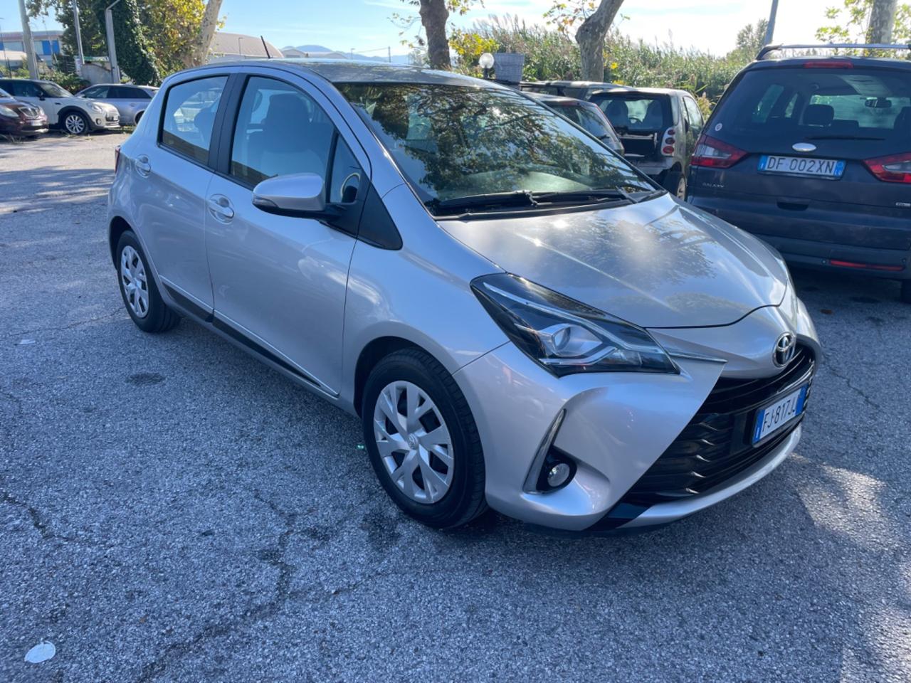 Toyota Yaris 1.0 5 porte POCHISSIMI KM.!!!