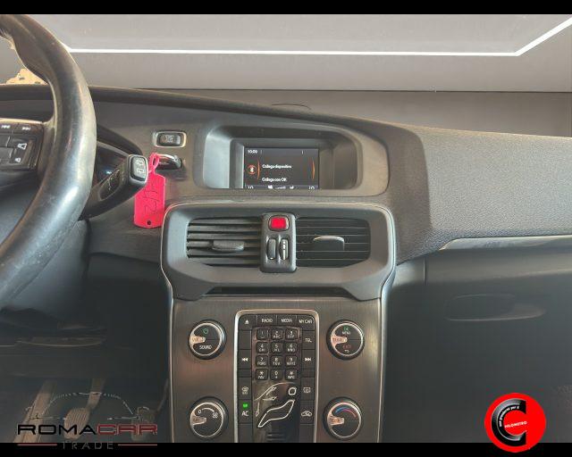 VOLVO V40 D2 1.6 Business