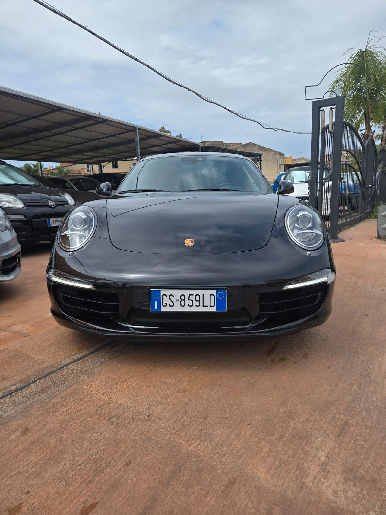 Porsche 911 3.8 Carrera 4S Coupé