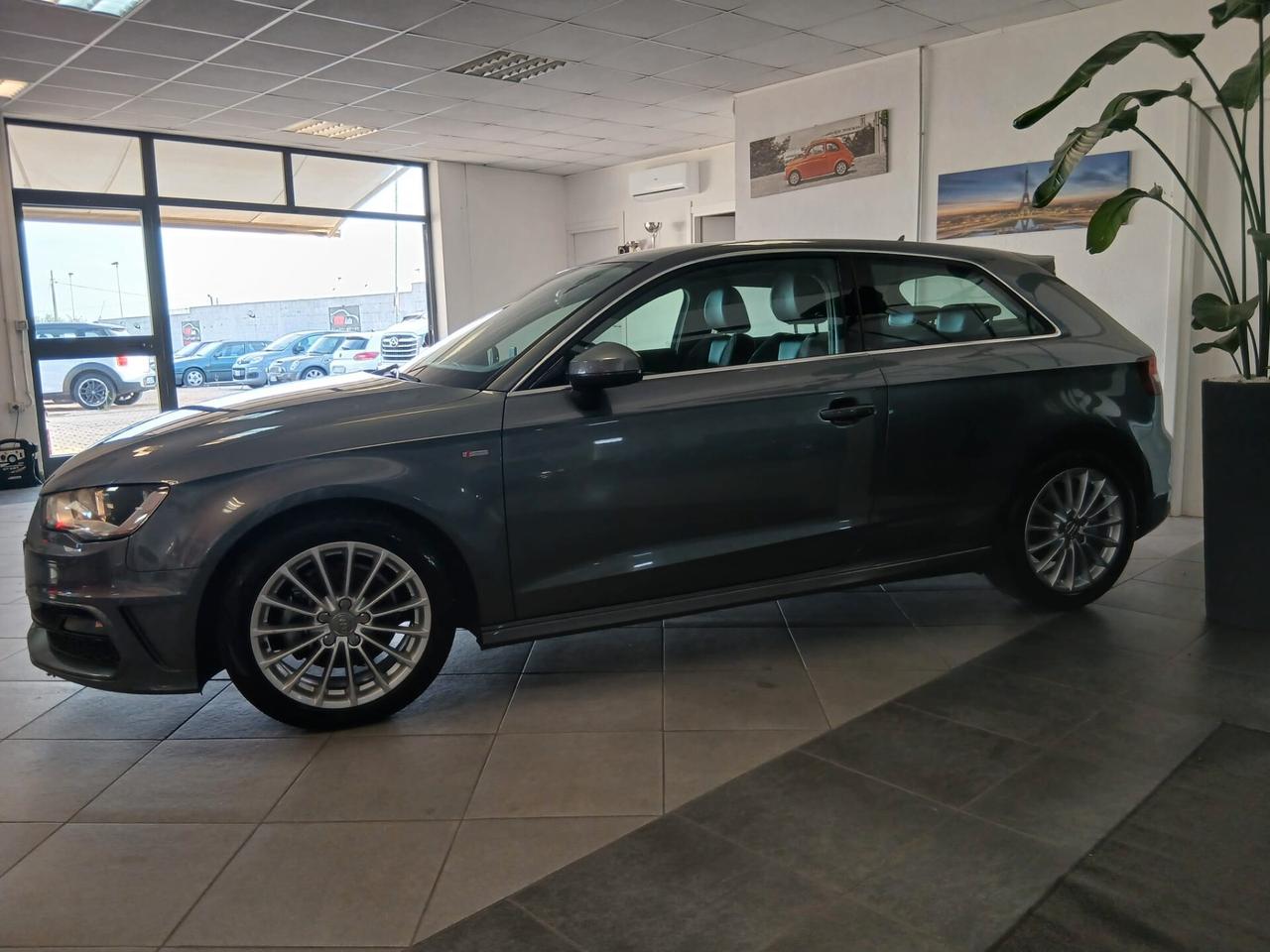 Audi A3 SLINE - 1.6 TDI 110CV UNICO PROPRIETARIO
