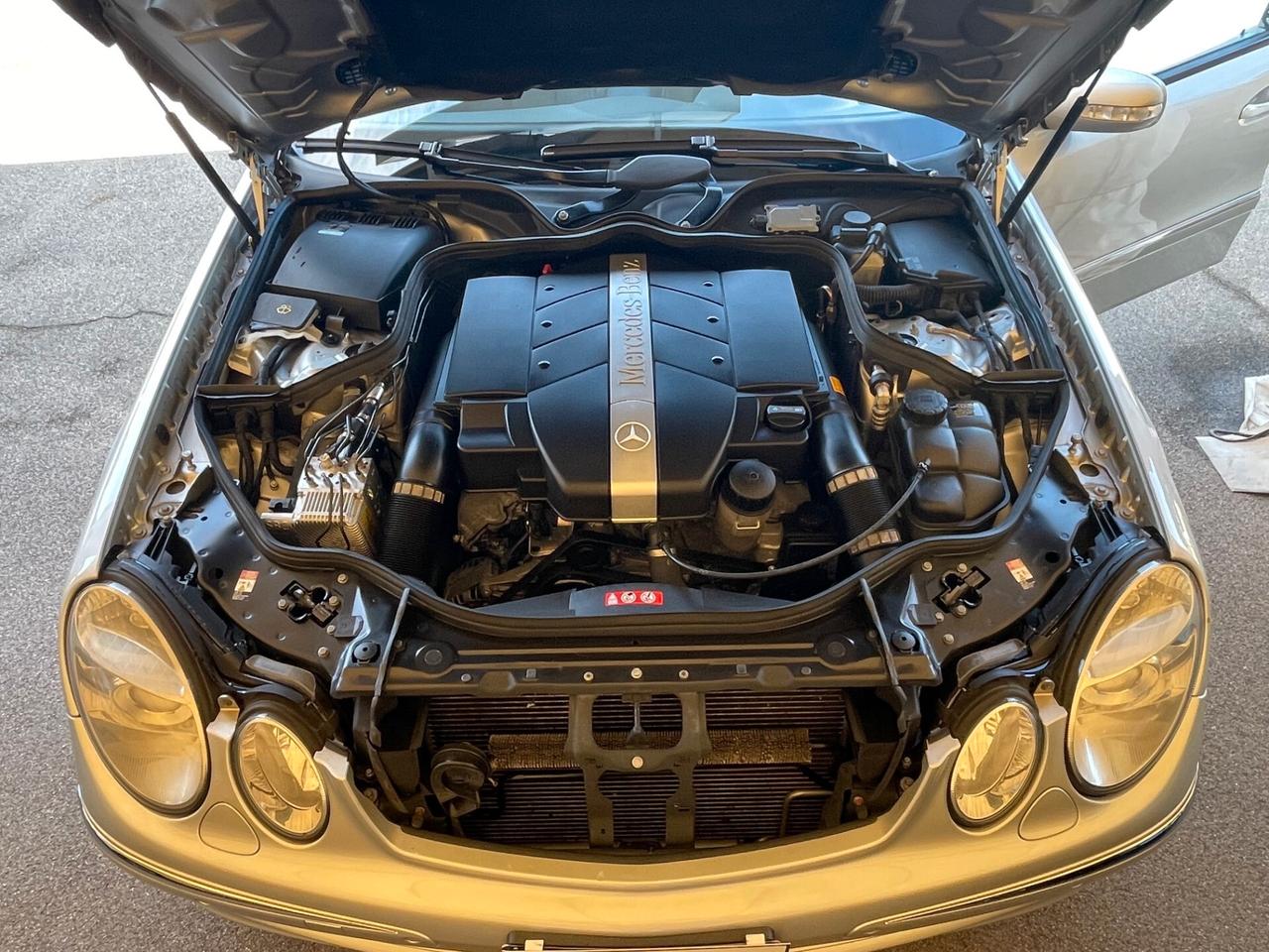 Mercedes-Benz E 320 V6 Avantgarde