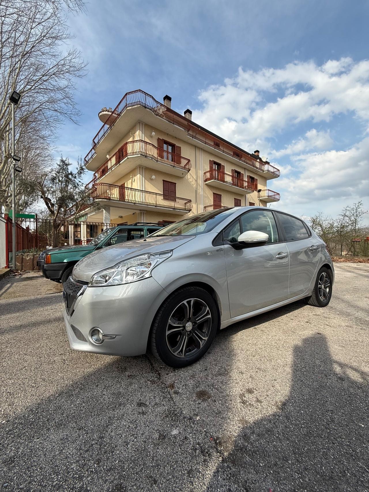 Peugeot 208 1.4 VTi 95 CV 5p. GPL Allure