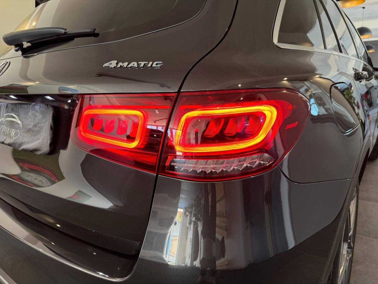 MERCEDES-BENZ GLC 220D PREMIUM PLUS AMG 2022
