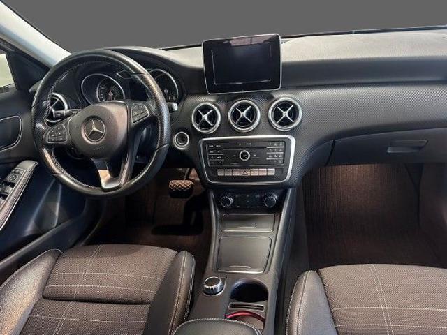 MERCEDES-BENZ A 160 d Automatic Sport