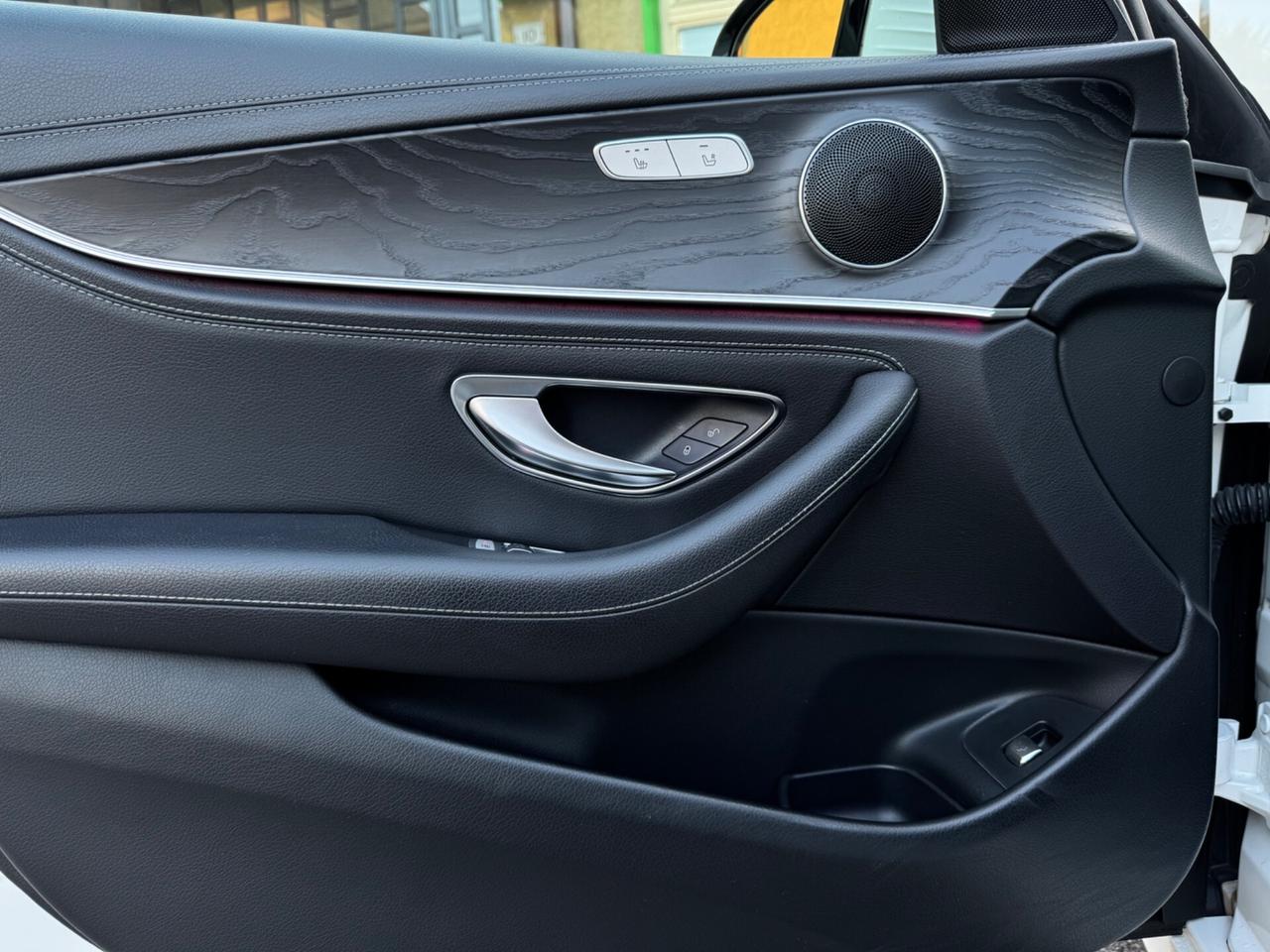 Mercedes-Benz E 350 4MATIC AIR-MATIC 258CV