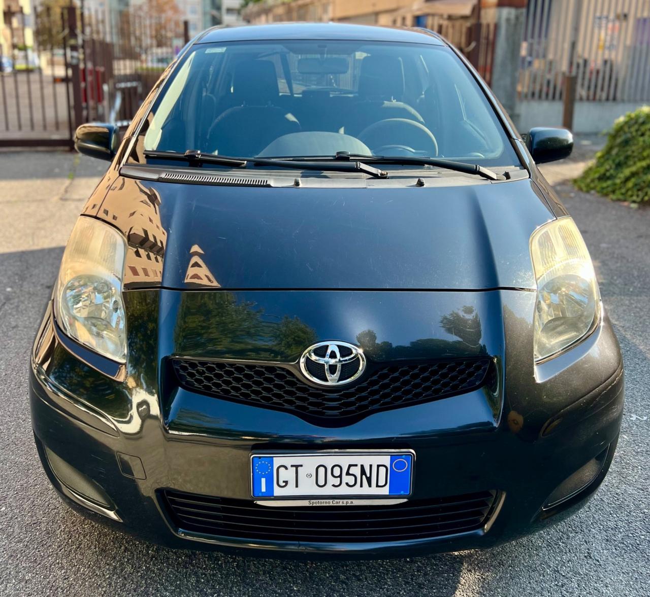 Toyota Yaris 1.0 benzina OK NEOPATENTATI