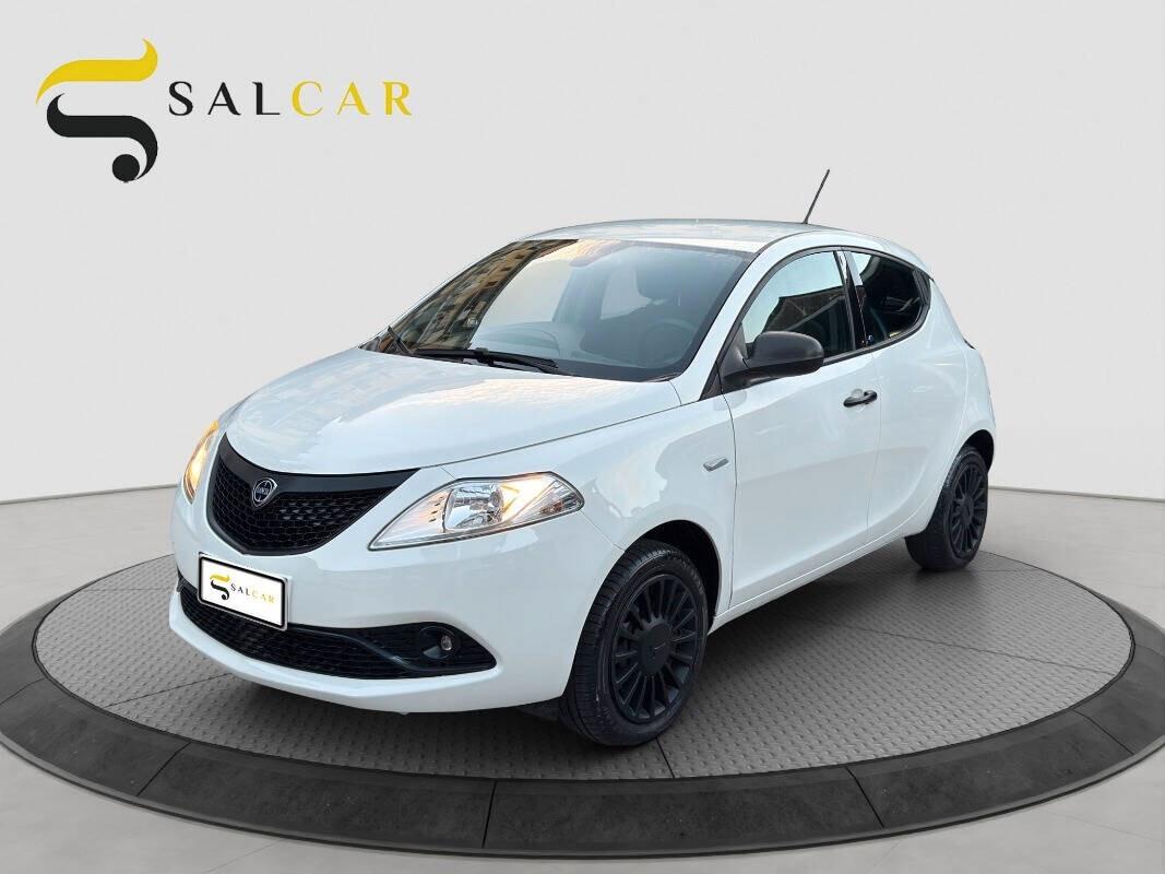 Lancia Ypsilon 1.2 benzina 69 CV 5 porte Elefantino Blu 2019