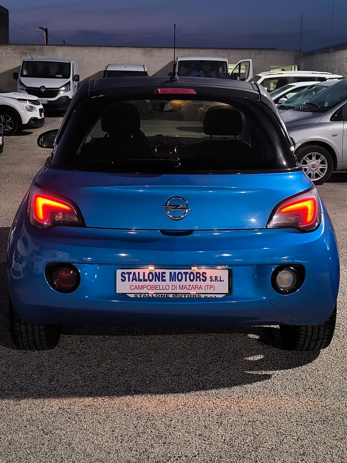 Opel Adam 1.2 70 CV Slam 2015