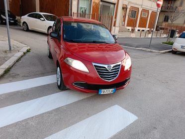 Lancia Ypsilon 1.3 MJT 16V 95 CV 5 porte S&S Silver