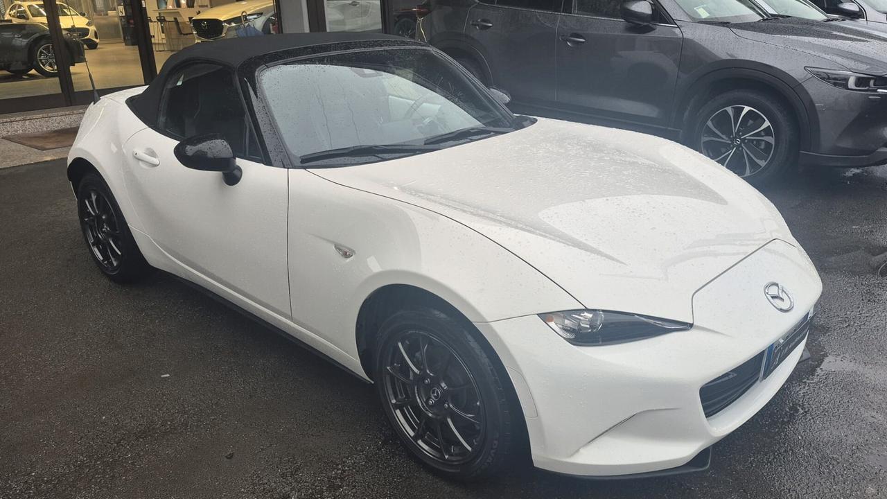 Mazda MX-5 1.5L Skyactiv-G Homura