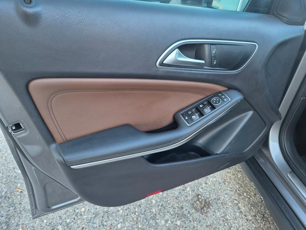 Mercedes-benz GLA 220 CDI Automatic Premium