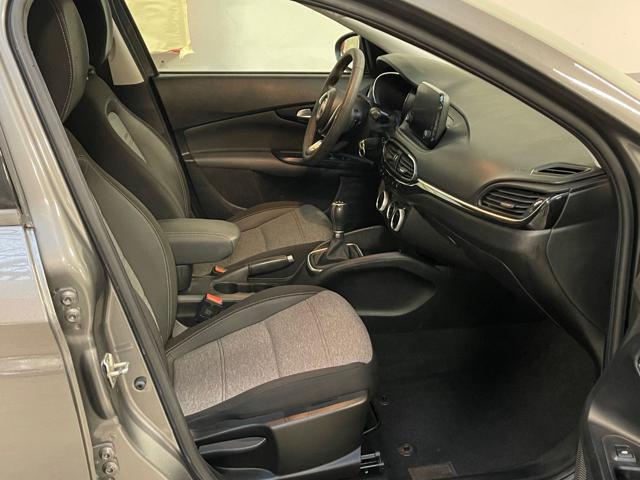 FIAT Tipo 1.0 5 porte Cross