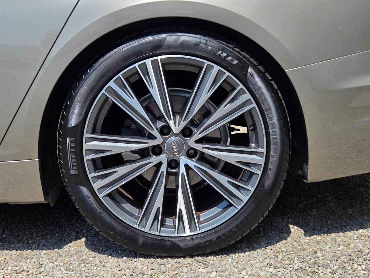 Audi A6 Avant 40 2.0 TDI S tronic Business Design