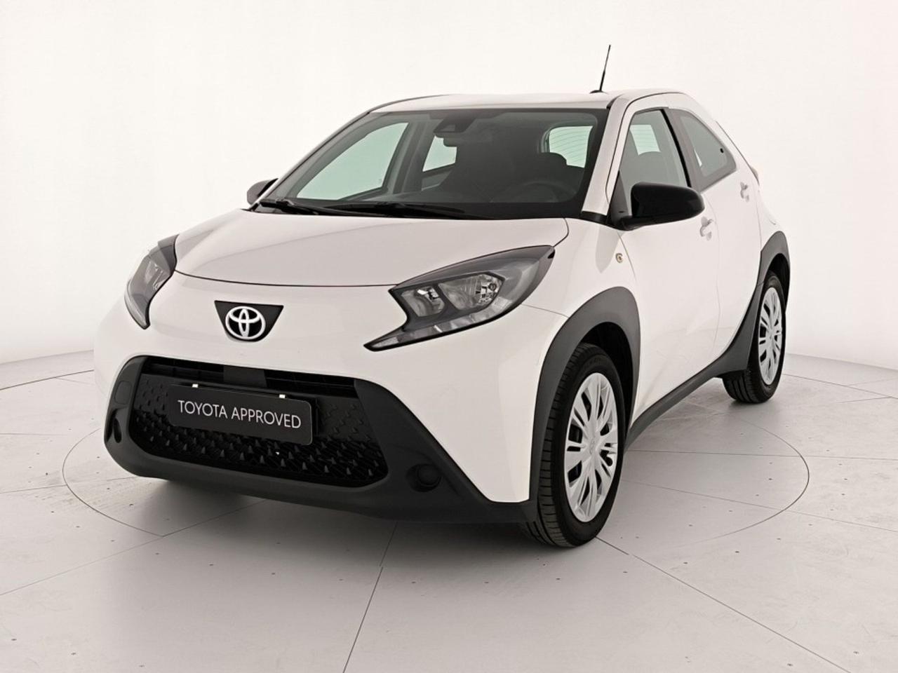 Toyota Aygo x 1.0 active 72cv