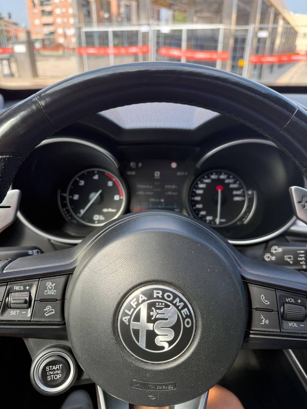 Alfa Romeo Stelvio 2.2 Turbodiesel 210 CV AT8 Q4 Veloce