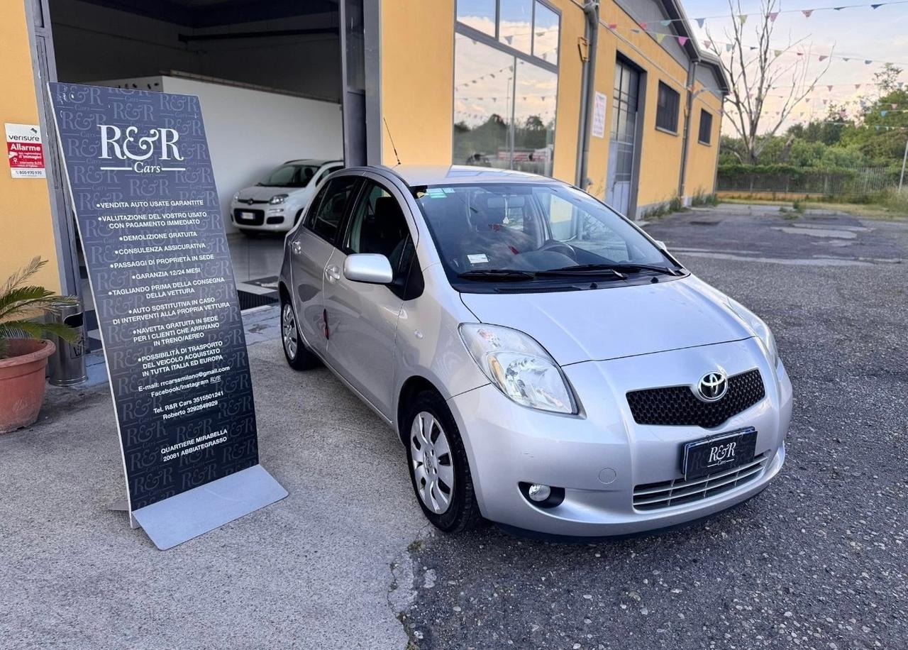 Toyota Yaris 1.3 5 porte