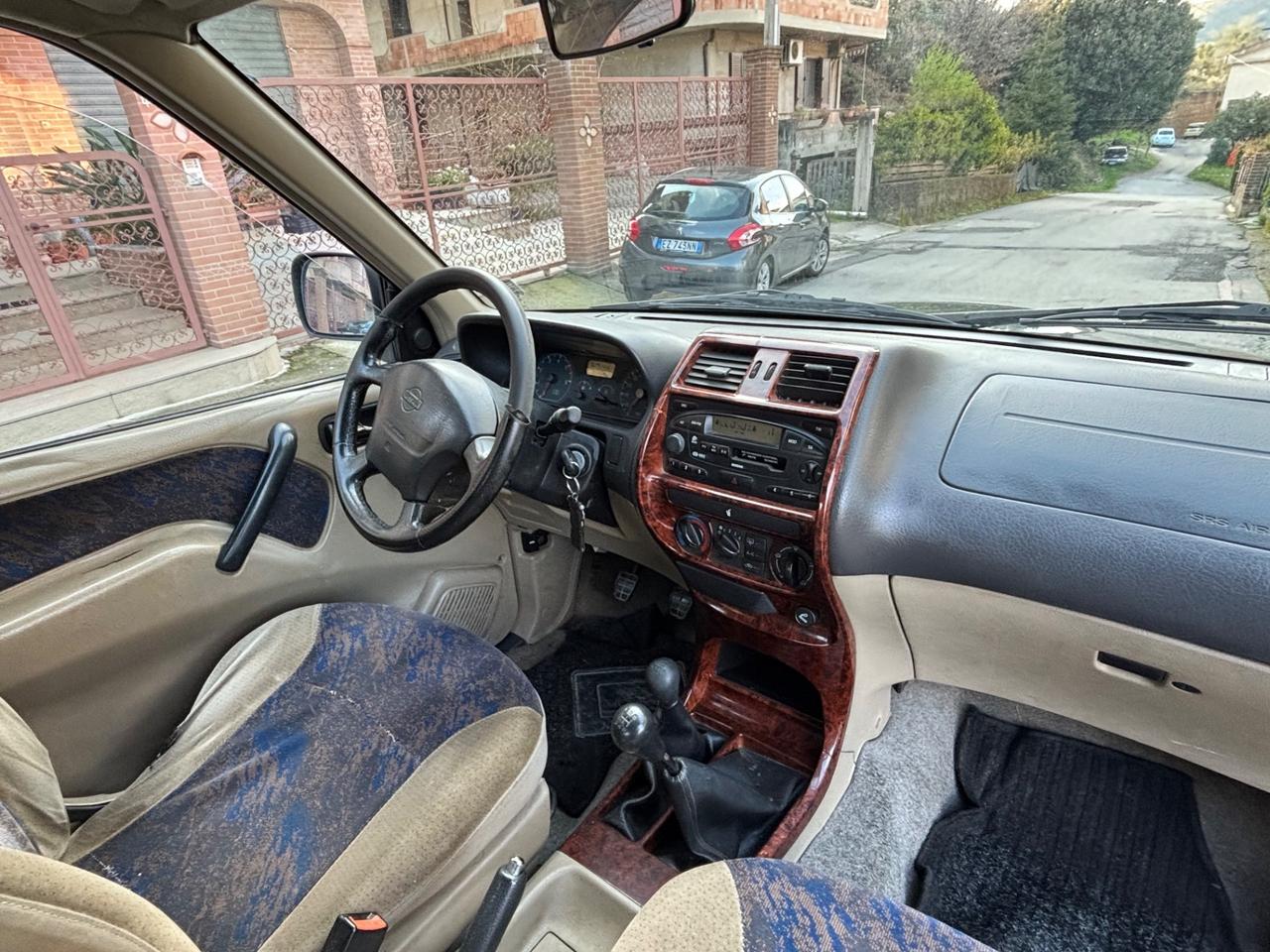 Nissan Terrano II 2.7 Tdi 3 porte Luxury